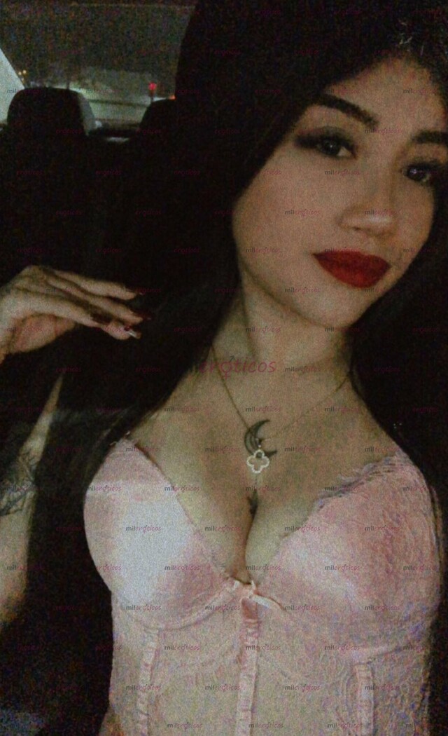 FOTOS DE SCARLET CHICA COMPLETAMENTE NUEVA EN EL AMBIENTE DISFRUTA DE.MI DELICIOSO CUERPO