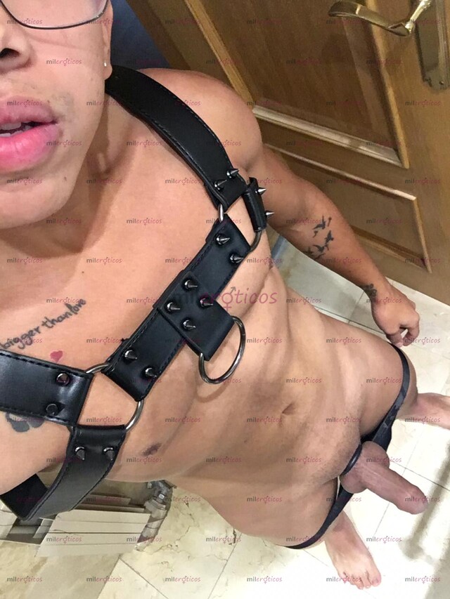 FOTOS DE CHICO MORBOSO, DISPUESTO A COMPLACERTE, HÁBLAME.