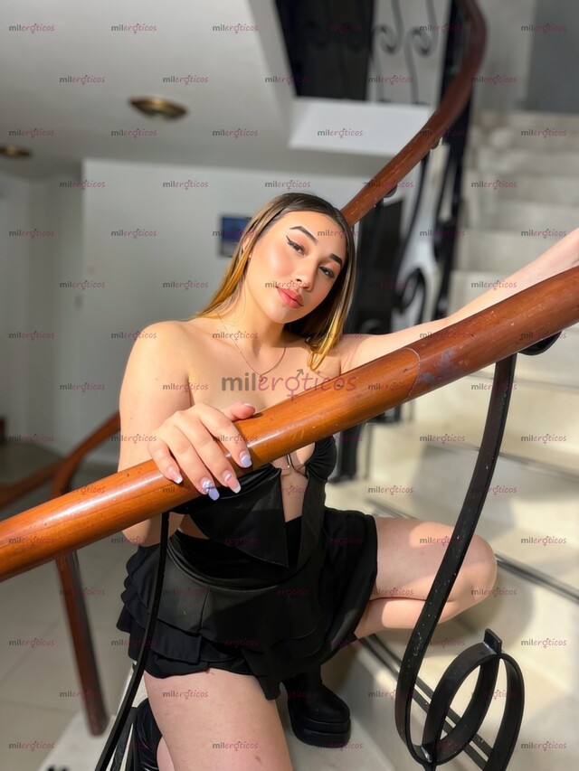 FOTOS DE LINDA RUBIA DE 20 AÑOS LA CHICA MÁS SENSUAL DE LA PÁGINA