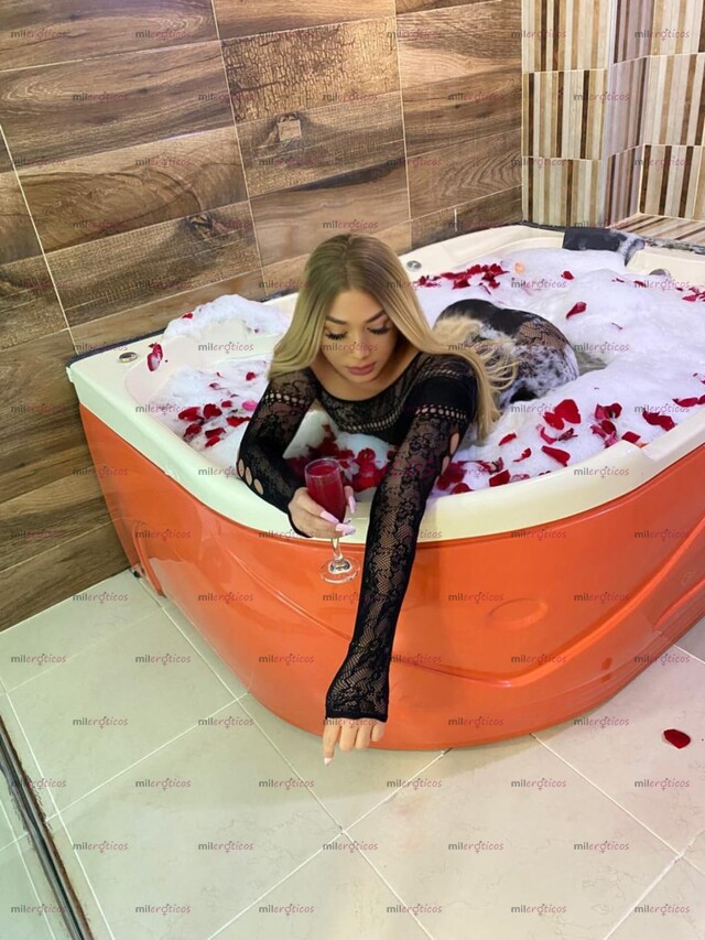 FOTOS DE VENÍA APROVECHAR UN BUEN SERVICIO CON ALONDRA, UNA CHICA DE 19 AÑOS EN TU CIUDAD
