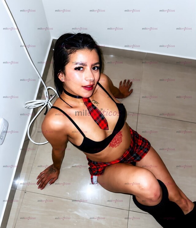 FOTOS DE HOLA MI AMOR, ME LLAMO HANNAH NUEVA EN EL MEDIO CON GANAS DE COMPLACERTE