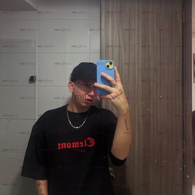 FOTOS DE PARCERO VERSATIL MUY ARRECHO DISPONIBLE 24 HORAS
