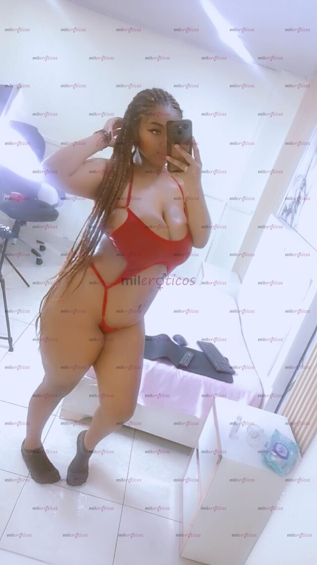 FOTOS DE MORENA TETONA NATURAL ALTA Y MUY COMPLACIENTE