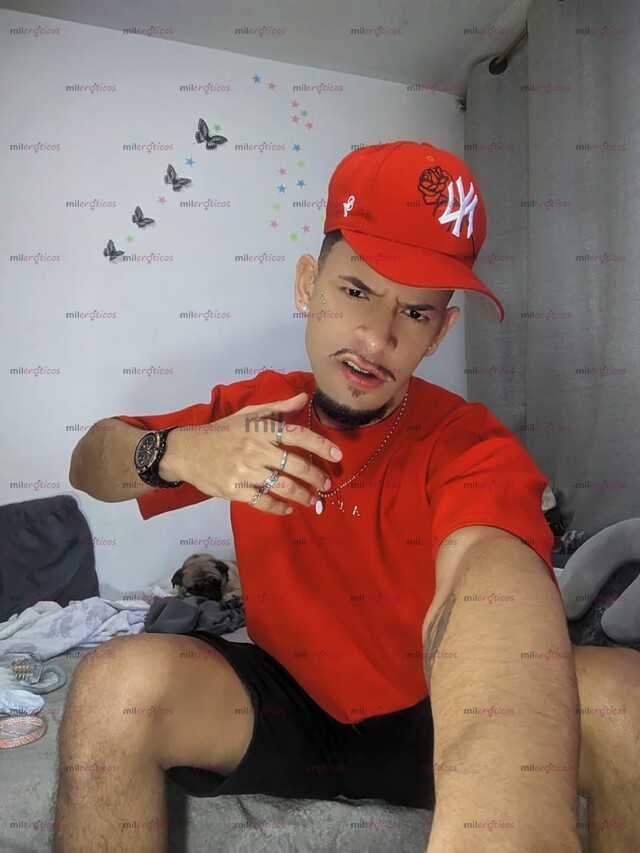 FOTOS DE JOVEN VENEZOLANO CON LA VERGA GIGANTE GRUESA SOLO PARA MORBOSOS