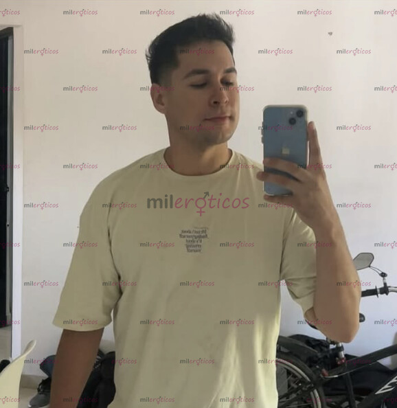 FOTOS DE CHICO NIÑO MASCULINO JOVEN ALEGRE CARIÑOSO Y CORDIAL
