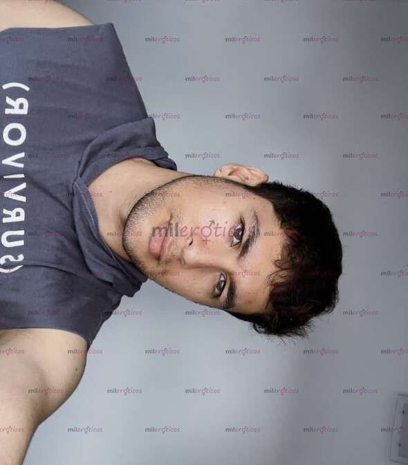 FOTOS DE CHICO NIÑO MASCULINO JOVEN ALEGRE CARIÑOSO Y CORDIAL
