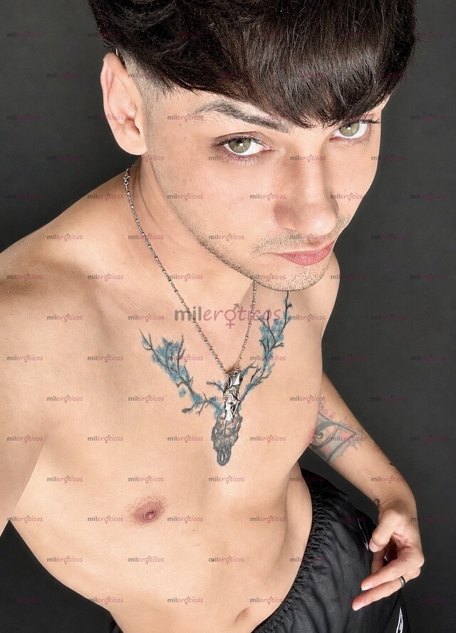 FOTOS DE TU SCORT BISEXUAL FAVORITO LISTO PARA COMPLACERTE EN TODAS TUS FANTASÍAS