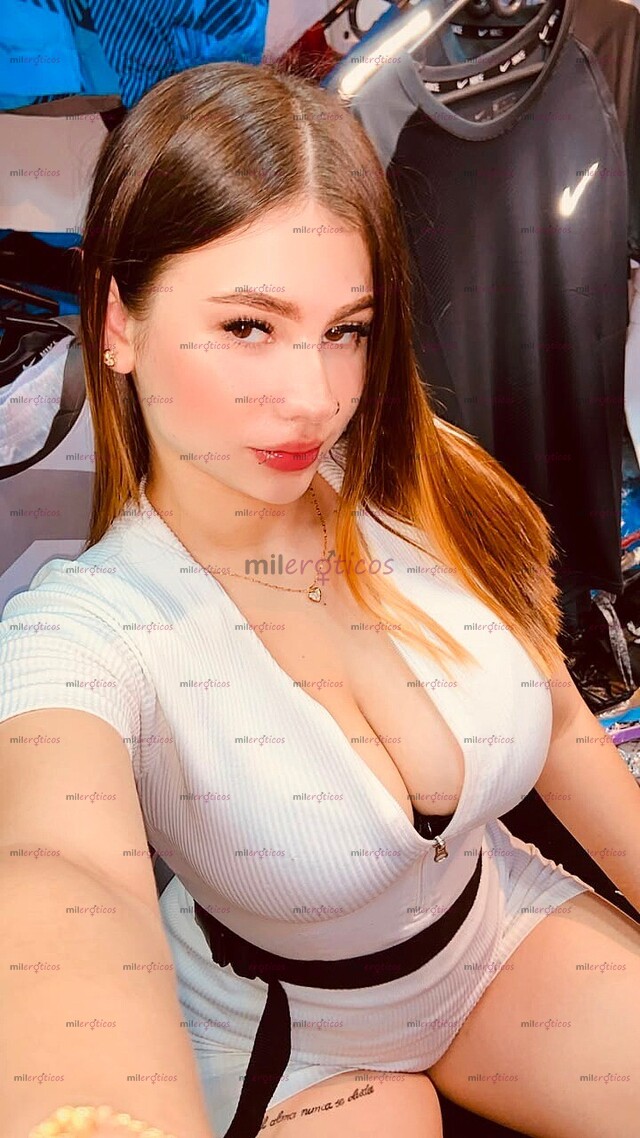 FOTOS DE DISPONIBLE AHORA PARA UNA CITA DONDE TODO FLUYA NATURAL Y EL MOMENTO VALGA LA PE