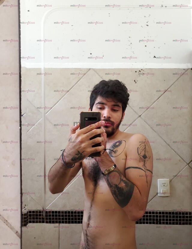 FOTOS DE EL GALLO CACHONDO (JOVEN ACTIVO) CUMPLE TU FANTASÍA.