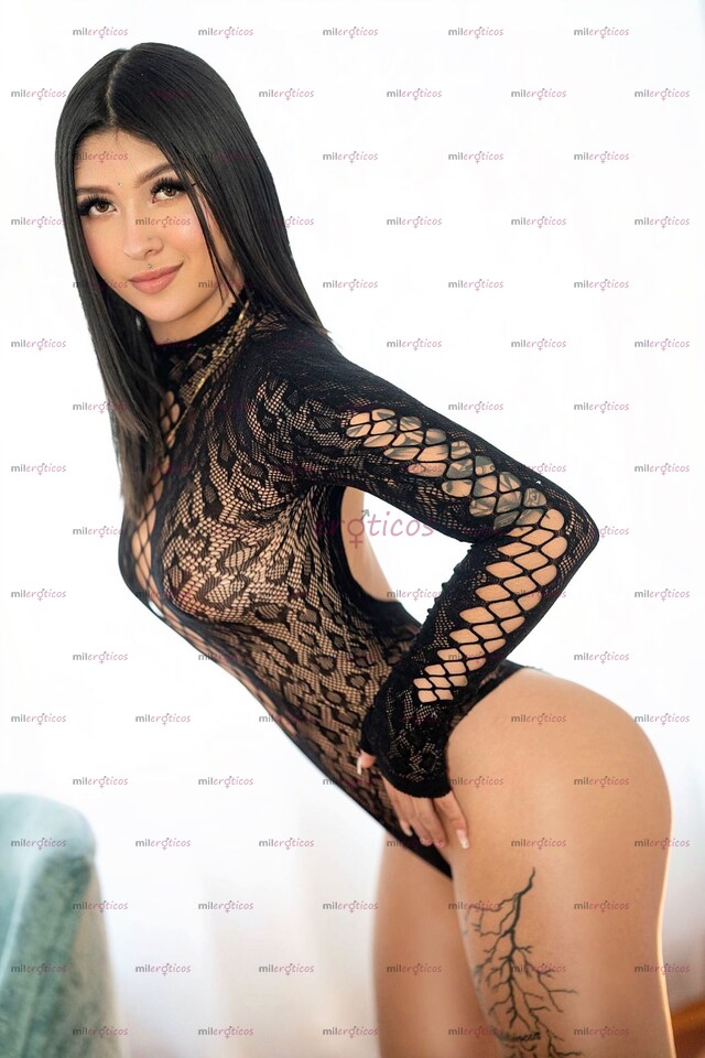 FOTOS DE LUNA UNA DELICIOSA FLACA DE 19 AÑOS,ADICTA AL SEXO SALVAJE UNA EXPERIENCIA UNICA