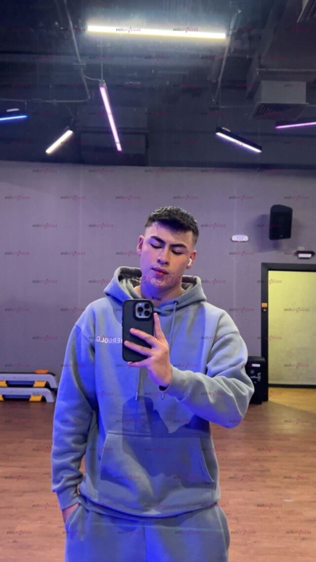 FOTOS DE JOVEN VERSÁTIL, ATRACTIVO Y DISPONIBLE EN BOGOTÁ