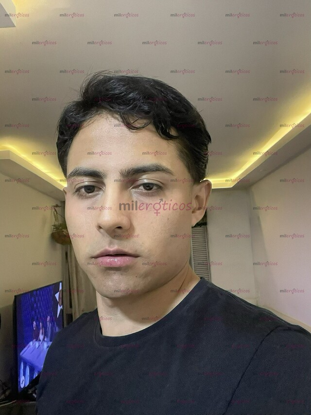 FOTOS DE JOVEN BAJITO 1,65M PULCRO DECENTE PASIVO VERSÁTIL