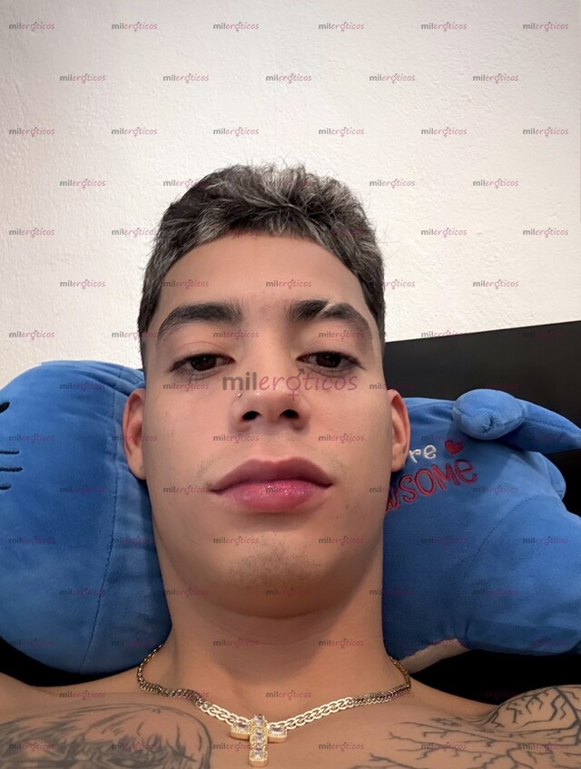 FOTOS DE HOLA, SOY DILAN POLLO VERGON 22CM, ARRECHO Y COMPLACIENTE