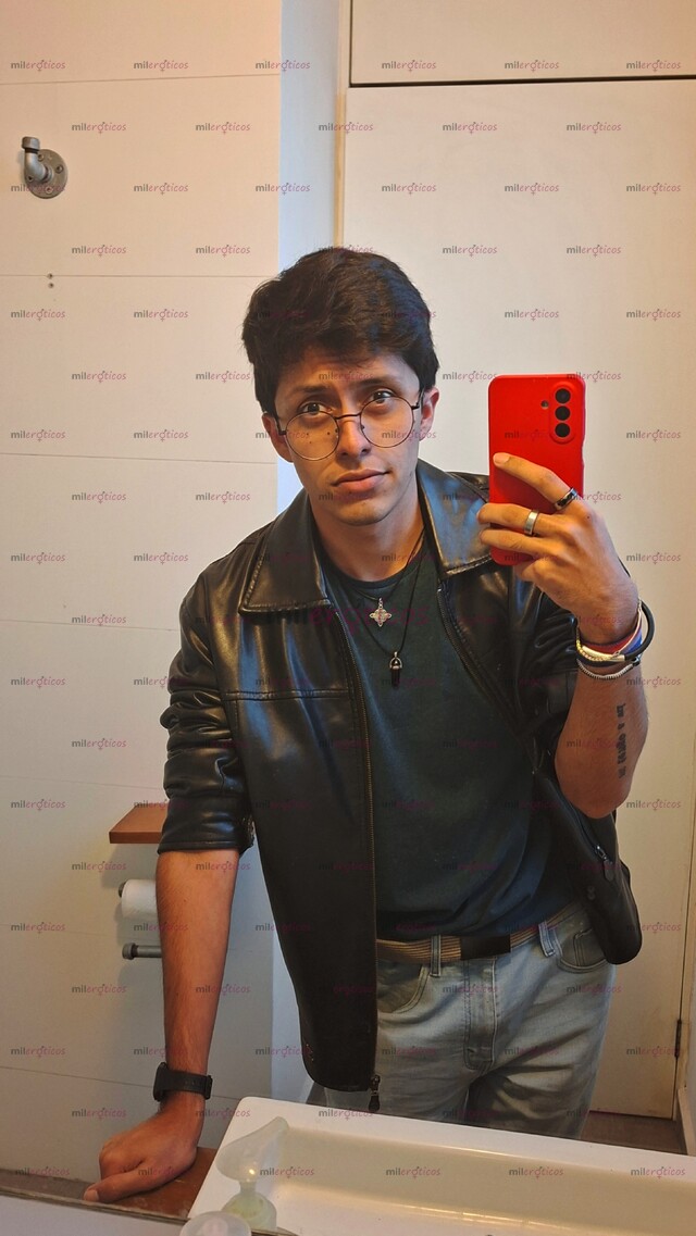 FOTOS DE ESTUDIANTE, VELLUDO, DELGADO Y MUY COMPLACIENTE