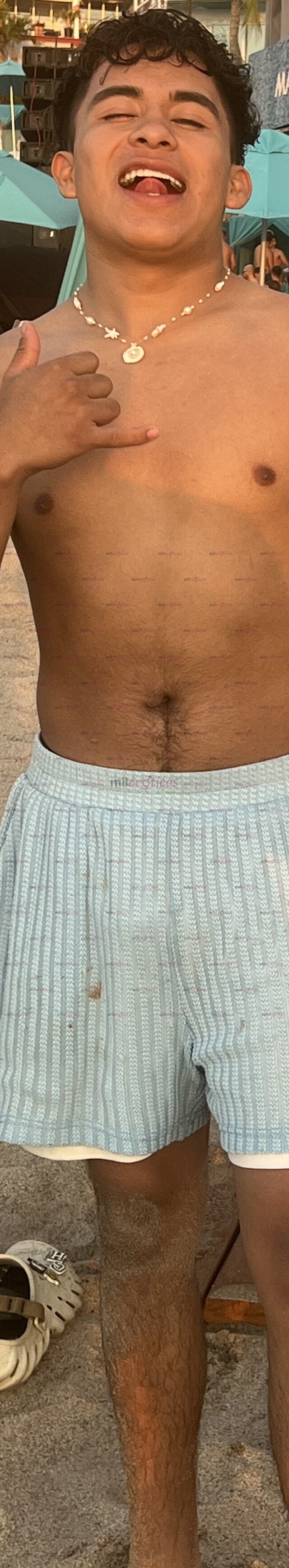 FOTOS DE CHAVITO NALGON CALIENTE RICO PARA CUMPLIR TUS FANTASÍAS