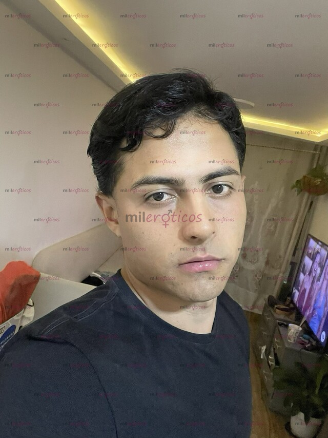 FOTOS DE JOVEN BAJITO 1,65M PULCRO DECENTE PASIVO VERSÁTIL