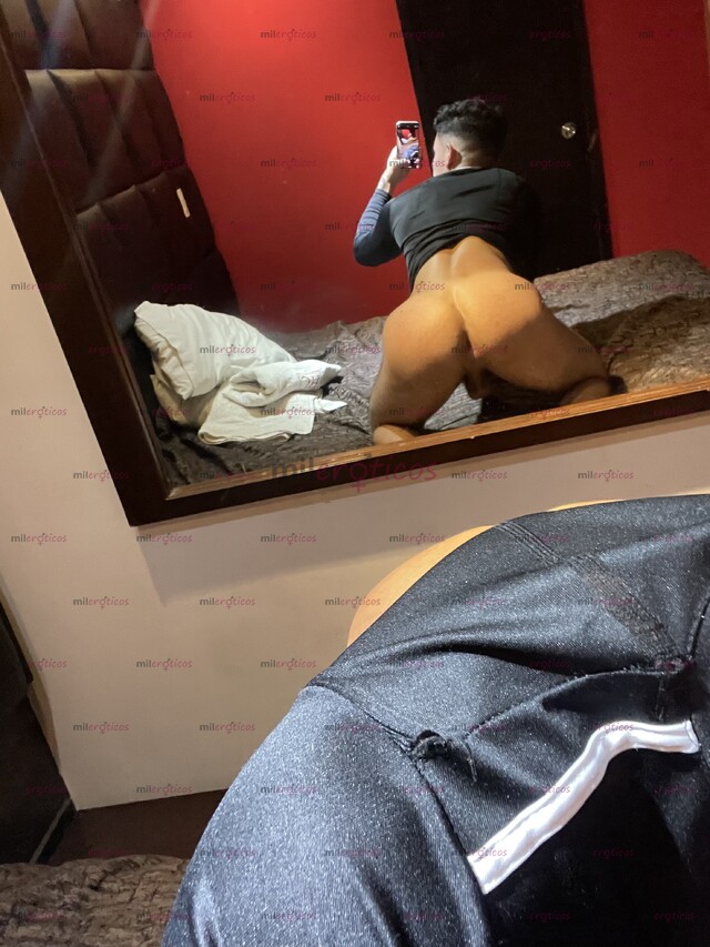 FOTOS DE PASIVO SUMISO CON BUEN CULO, VAMOS PASARLA BIEN JUNTOS
