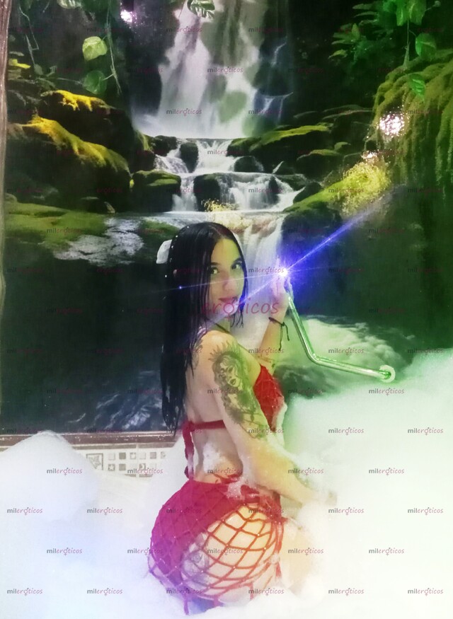 FOTOS DE GABY, LINDA FLAQUITA VEN Y DÉJATE CONSENTIR, TE ESPERÓ