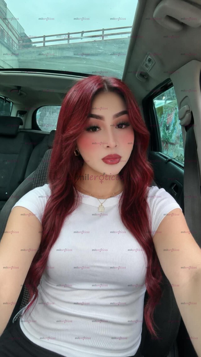 FOTOS DE HOLA MI AMOR LLEGÓ TU PELI ROJA RECIÉN LLEGADA A TU CIUDAD