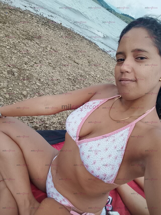 FOTOS DE FLACA COMPLACIENTE CAPAZ DE COMPLASERTE EN TODOS TUS DECEOS