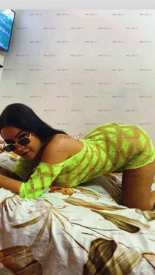 FOTOS DE TODA UNA DIABLA EN LA CAMA LISTA PARA COMPLACERTE
