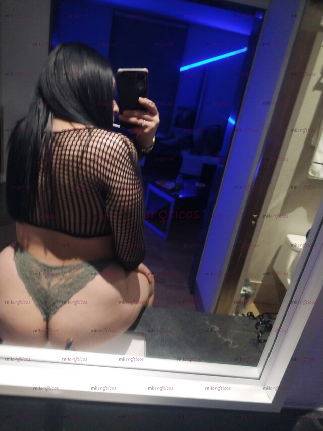 FOTOS DE CRISTAL!! CON UN CULO RIQUÍSIMO Y UNAS TETAS NATURALES!! DELICIOSAS