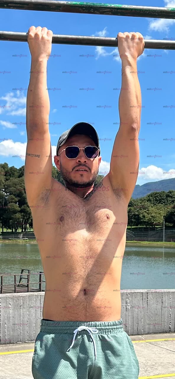 FOTOS DE BISEXUAL DISCRETO VERSÁTIL ..EN BOGOTA DISPUESTO A CASI TODO