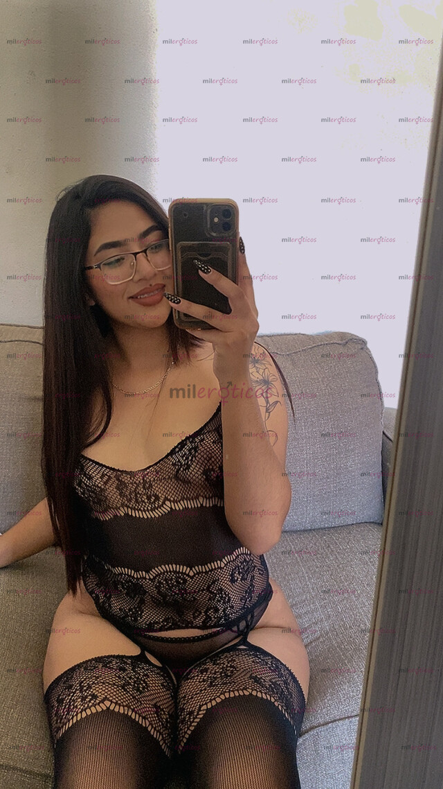 FOTOS DE NATALIA SEXI MORENA, COMPLACIENTE BONITA
