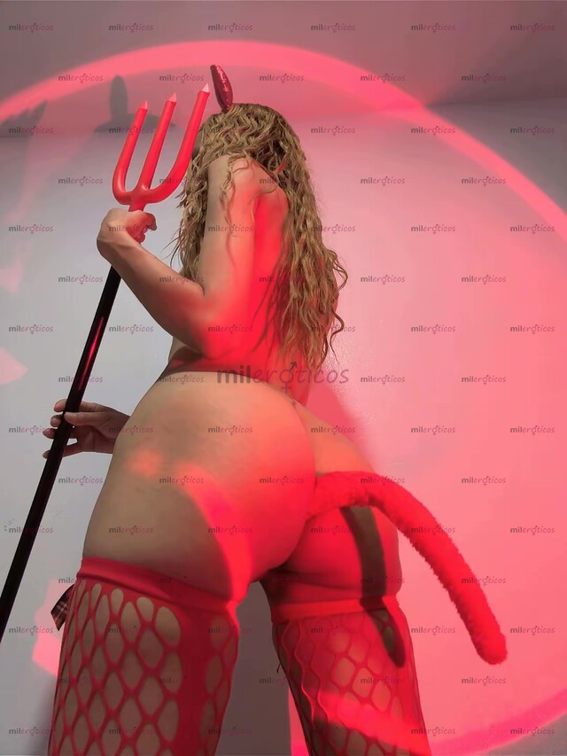FOTOS DE TU DIABLITA NALGONA VOY A MASTURBARTE CON MIS NALGAS TE SACARÉ DE LA MONOTONÍA