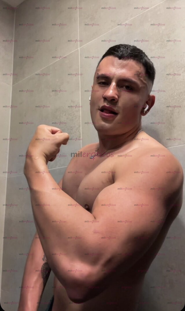 FOTOS DE TU MACHO ACTIVO CALIENTE NUEVO EN LA CIUDAD, CURIOSO Y JUGUETÓN