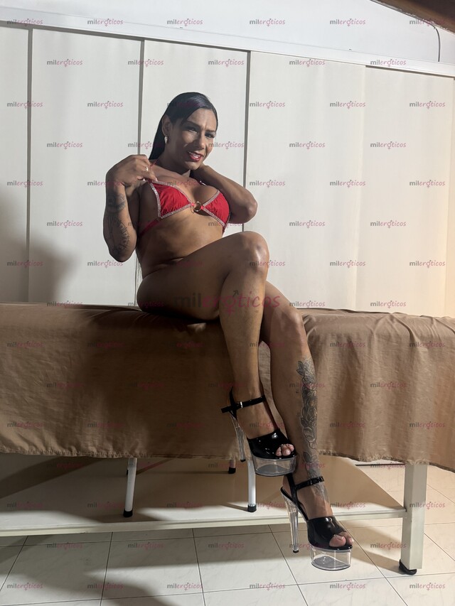 FOTOS DE DELICIOSO ORAL GARGANTA PROFUNDA, PAISA EXTROVERTIDA.