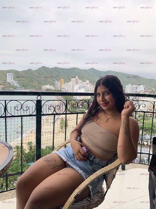 FOTOS DE HOLA SOY VALLOLET TENGO 19 AÑOS Y ESTOY RECIÉN LLEGADA A BARRANQUILLA