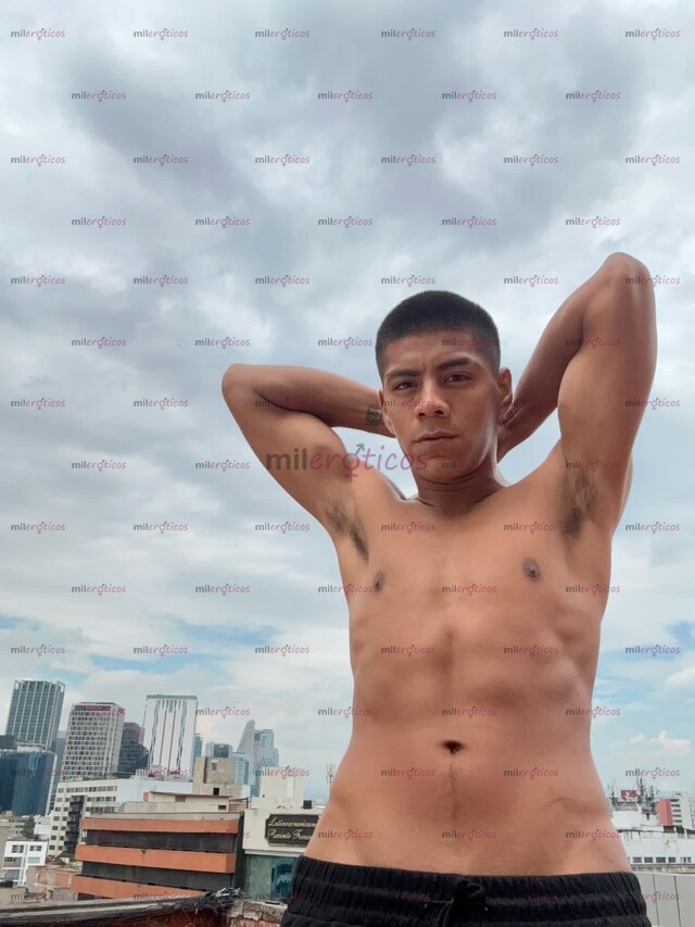 FOTOS DE SOY LEO , MORENO , MORBOSO,DOMINANTE,LECHERO19CM