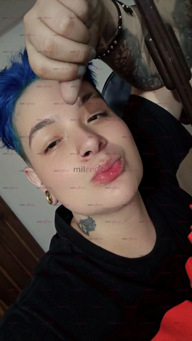 FOTOS DE UNA BUENA COMPAÑÍA UN PAR DE CERVEZAS CHICA GORDITA TOMBOY