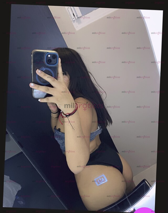 FOTOS DE TE GUSTAN LAS NIÑAS ESTRECHITAS Y DE PIEL BONITA Y SUAVE CON UN CARAMELO