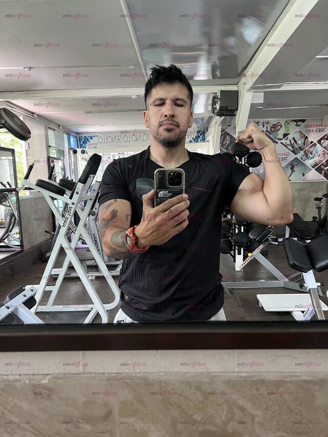 FOTOS DE HOMBRE GUAPO Y CON CLASE PARA PASARLA MUY BIEN