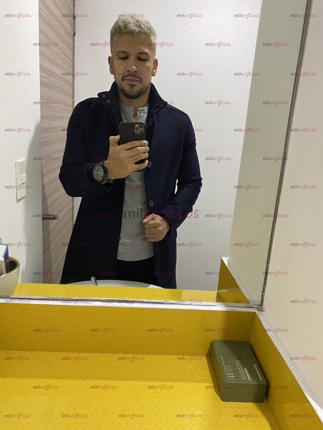 FOTOS DE HOMBRE GUAPO Y CON CLASE PARA PASARLA MUY BIEN