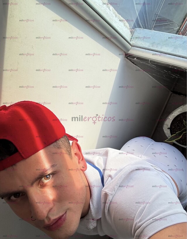 FOTOS DE TU FIT BOY CULON , DULCE Y ATREVIDO EN LA CAMA, VAMOS A JUGAR UN RATO