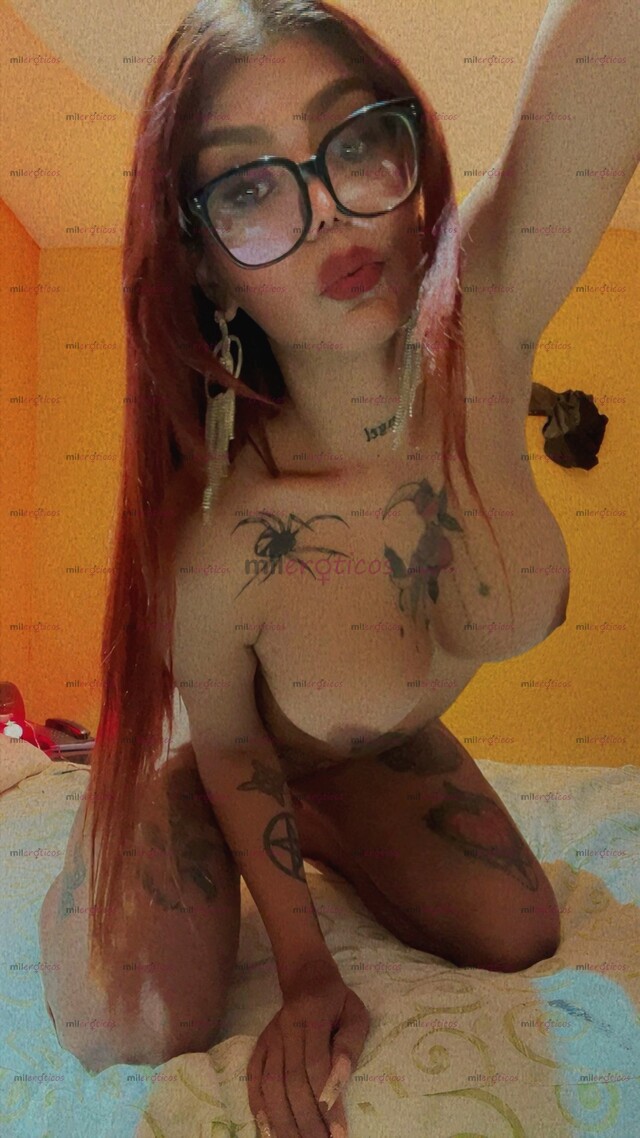 FOTOS DE NAOMI UNA CHICA EXUBERANTE CALIENTE Y MUY PUTITA