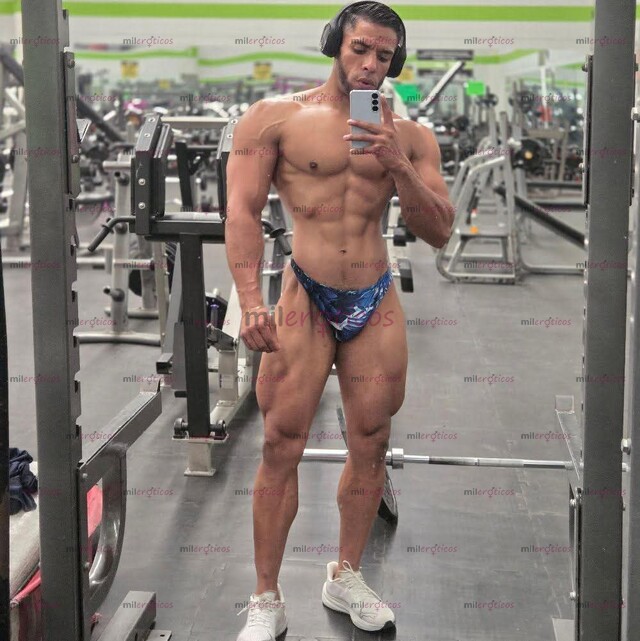 FOTOS DE MORENO CUERPO ESCULTURAL MEDIDAS BOLUCTOSAS