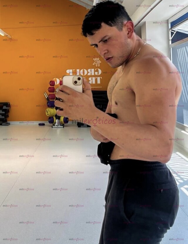 FOTOS DE MACHO ACTIVO, MASCULINO, DISCRETO Y DISPONIBLE PARA CUMPLIR TUS FANTASÍAS