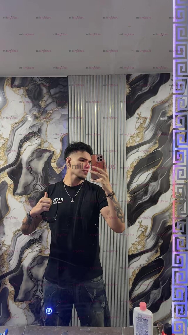 FOTOS DE COLOMBIANO MACHO DISCRETO 1.88 DE ESTATURA