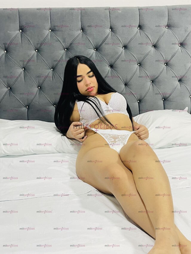 FOTOS DE SOY SALOME PELI NEGRA BLANQUITA CON CARA TRAVIESA