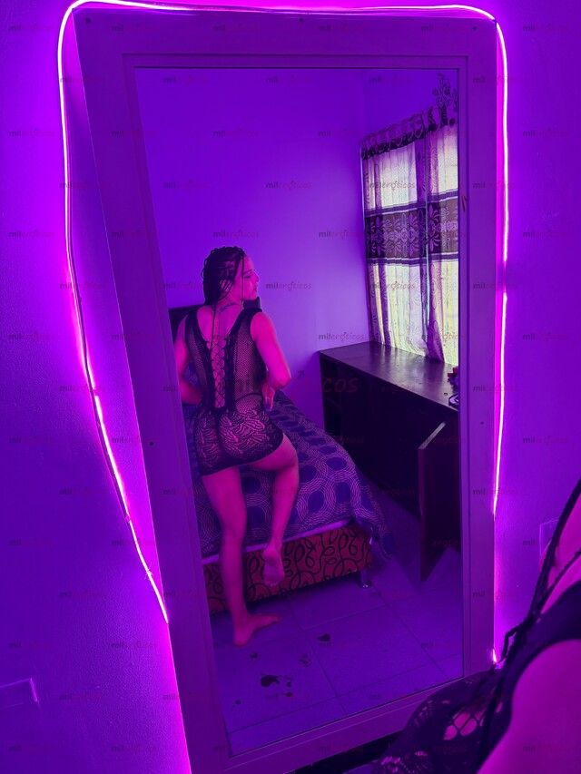 FOTOS DE CHICA NUEVA, RECIEN LLEGADA A LA CUIDAD, ESTRECHA, ARDIENTE VEN A CONOCERME
