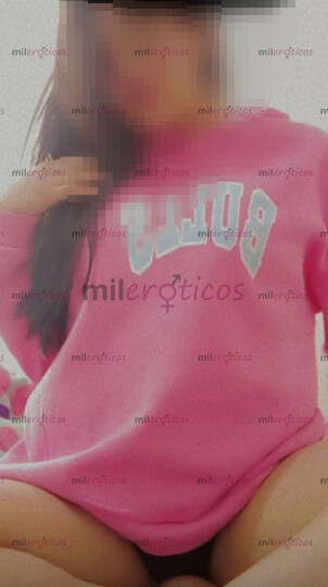 FOTOS DE HERMOSA CON SENOS PERFECTOS NATURAL FLACA DELICIOSA DE CABELLO NEGRO