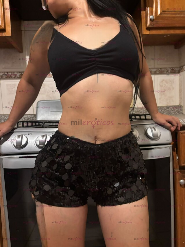 FOTOS DE AMA DE CASA A SER PUTA LAMBE VERGAS,LAMBE HUEVITOS