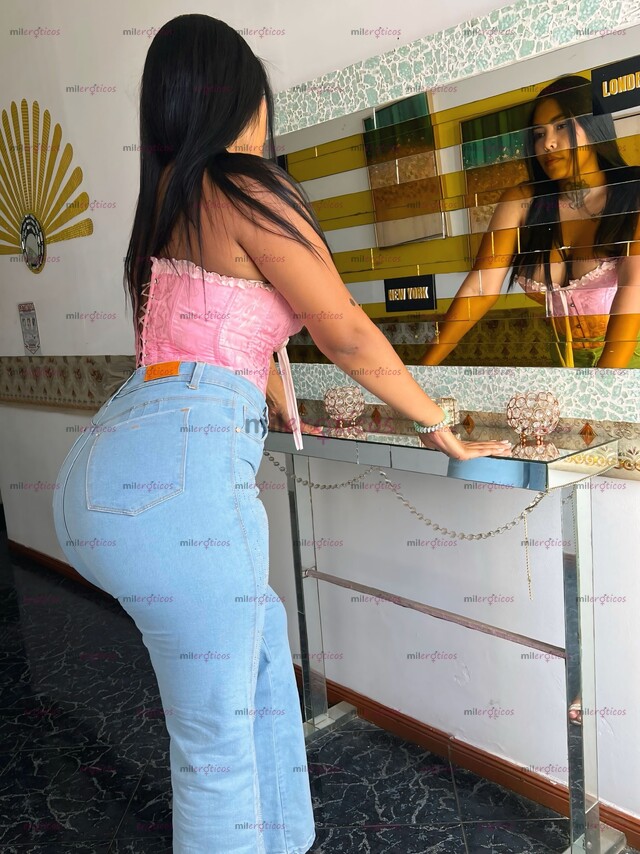 FOTOS DE SOY TU BOMBOM SOY SOFÍA 23 AÑITOS CULONA LISTA PARA HACERTE RICO.