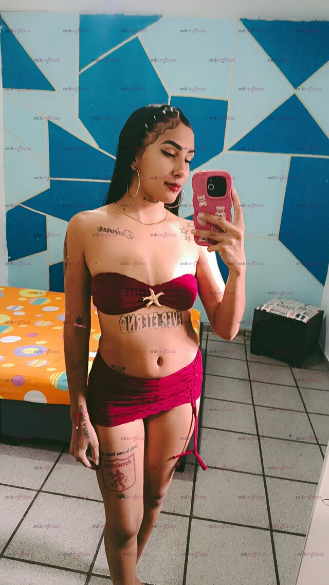 FOTOS DE DE VUELTA CRISTAL TU RICA FLACA TODA UNA MUÑEQUITA PORNO