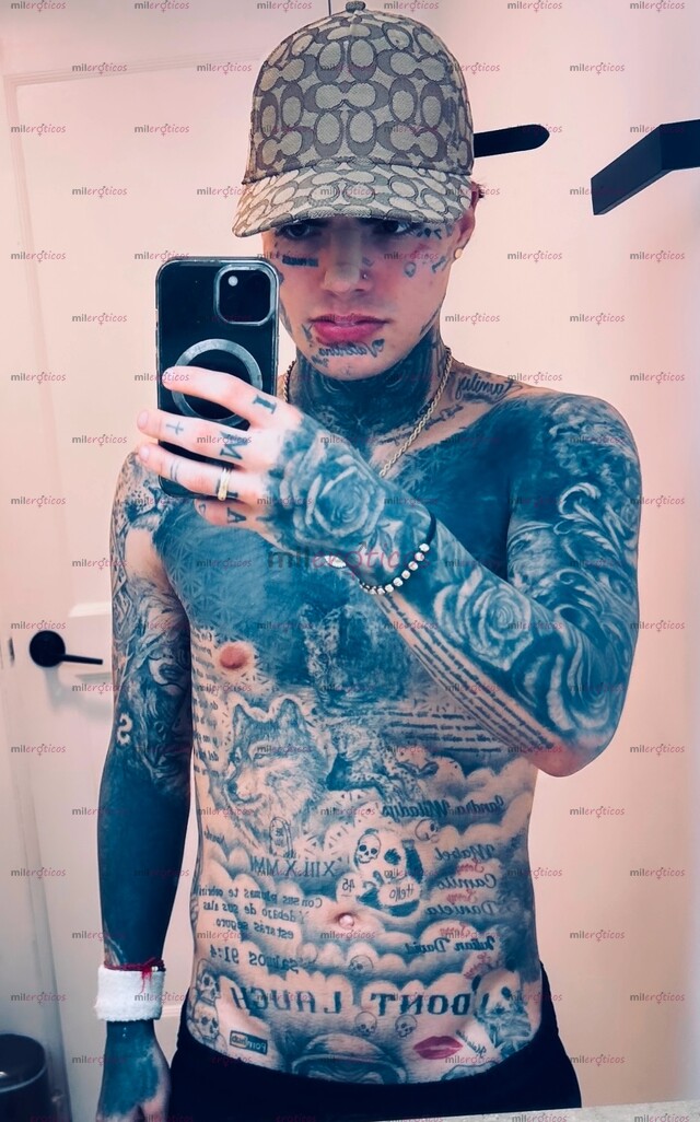 FOTOS DE CLEMENTE TATUADO MUY SEXY ,23CM SOLO PARA PERSONAS VIP