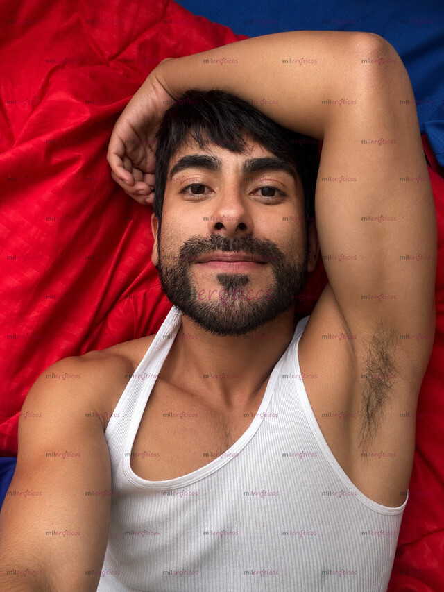 FOTOS DE NICO SEXY COLOMBIANO SENSUAL Y ARDIENTE, VEN A CONSENTIRTE.